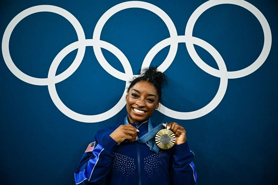 Paris-2024: Biles diz que título olímpico “significa o mundo” depois dos problemas que ultrapassou