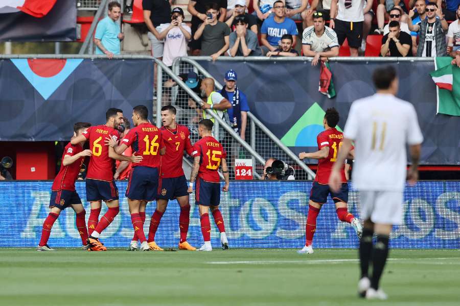 Spain got off to the perfect start in Enschede