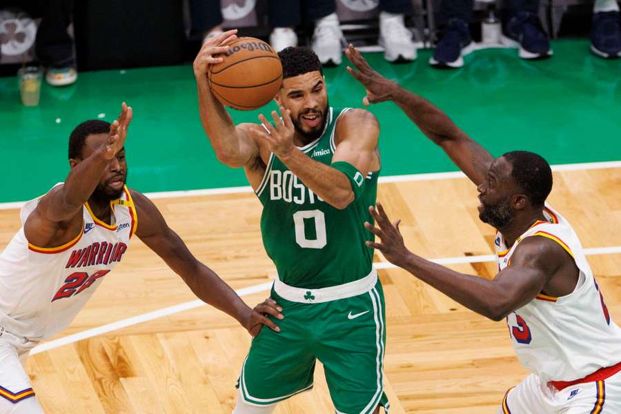 Boston Celtics pokonali Golden State Warriors, najwyższa porażka od 40 lat
