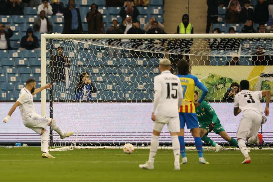 Supercoppa spagnola, il Real Madrid guadagna la finale con la freddezza dal dischetto