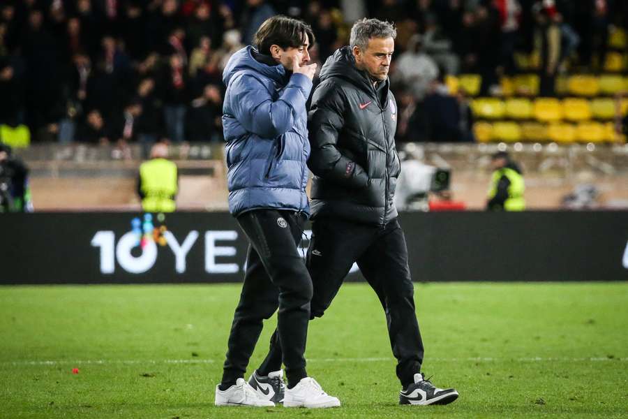 Luis Enrique avec son adjoint.