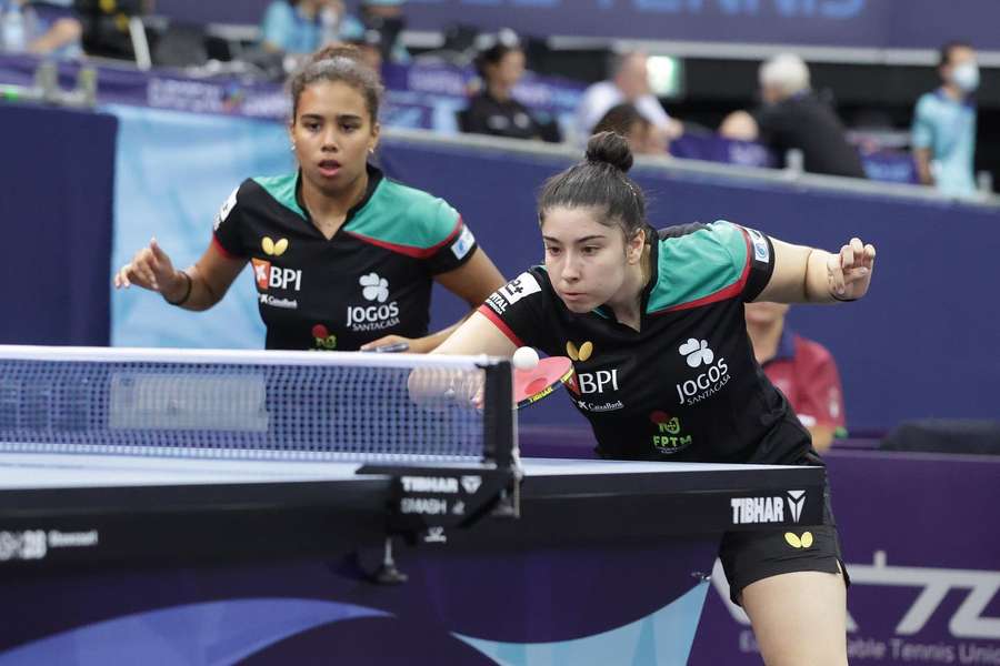 Inês Matos e Matilde Pinto bronze no Europeu sub-21 de ténis de mesa