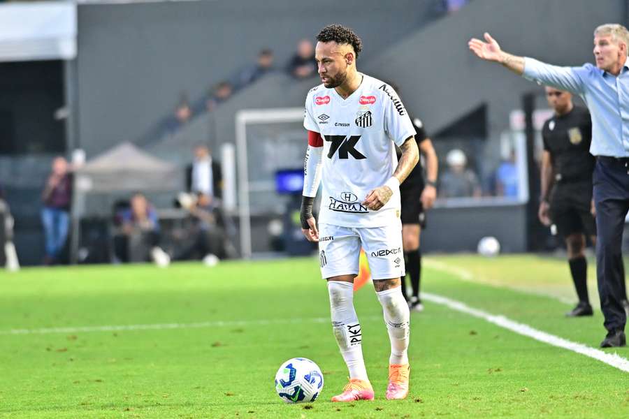 Neymar avec Santos. Neymar avec Santos.