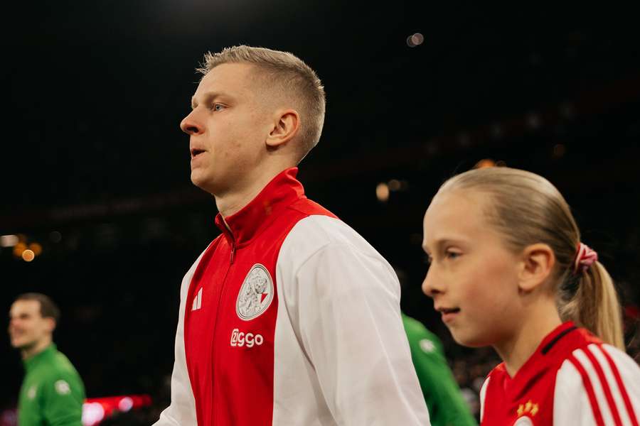 Nejdražší čtvrthodina v historii? Ukrajinec v Ajaxu po 21 minutách skončil, koleno je na odpis Nejdražší čtvrthodina v historii? Ukrajinec v Ajaxu po 21 minutách skončil, koleno je na odpis