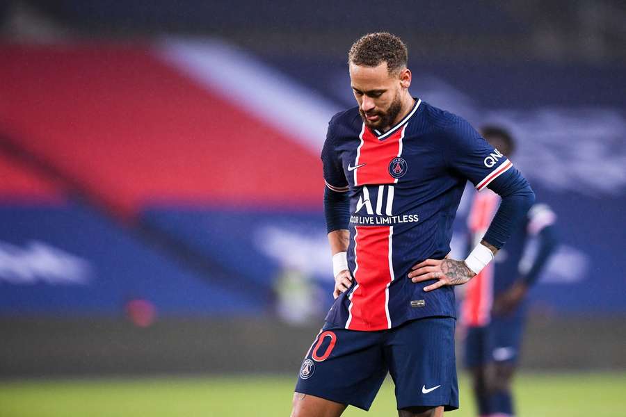 Neymar mudou-se para o Paris Saint-Germain em 2017