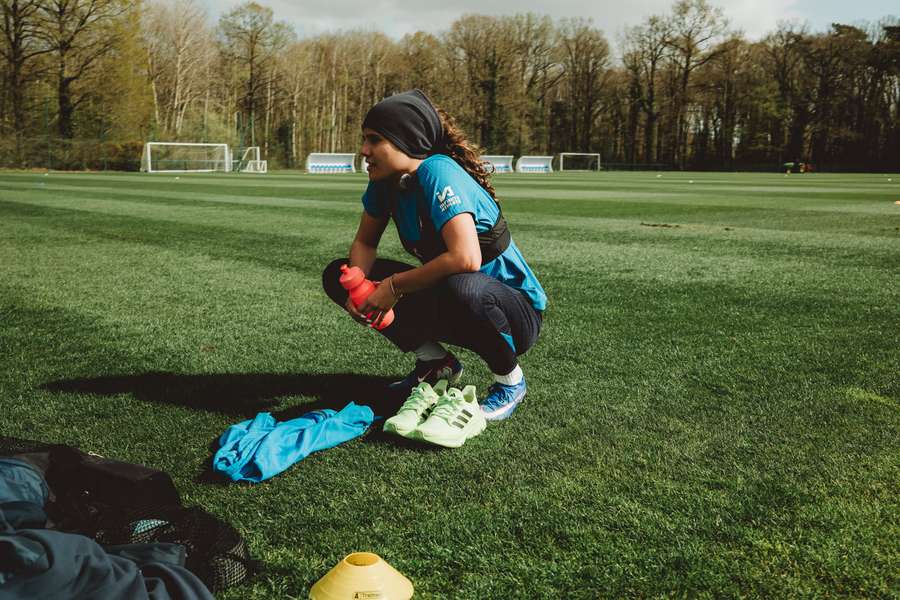 Louna Ribadeira en séance d’entraînement individuel à Clairefontaine