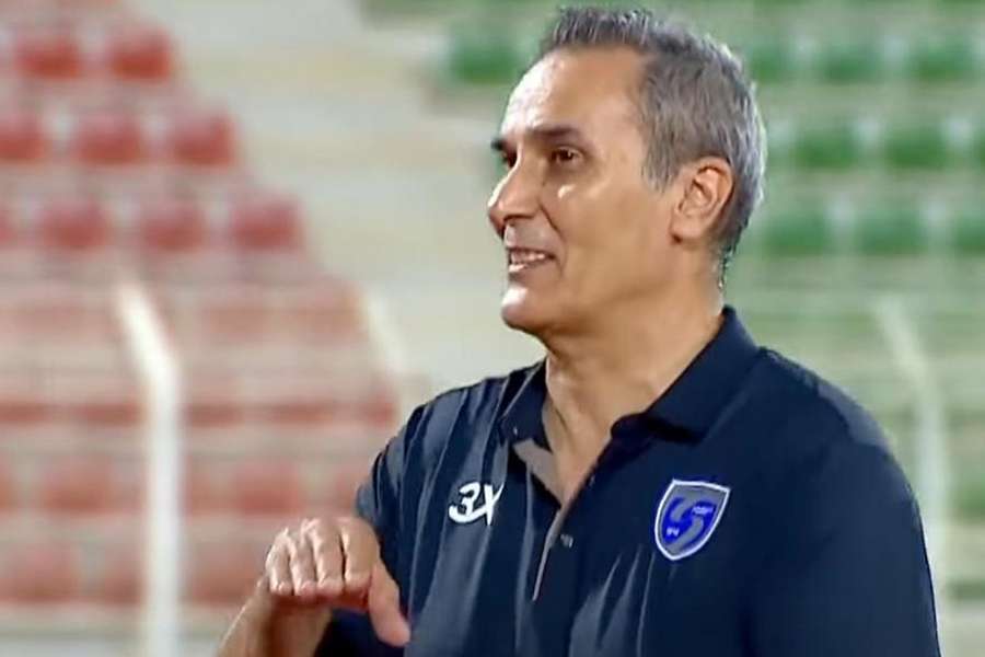 João Mota, treinador português do Saham Club