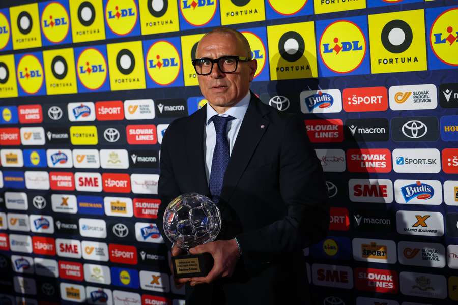 Calzona na odovzdávaní cien.