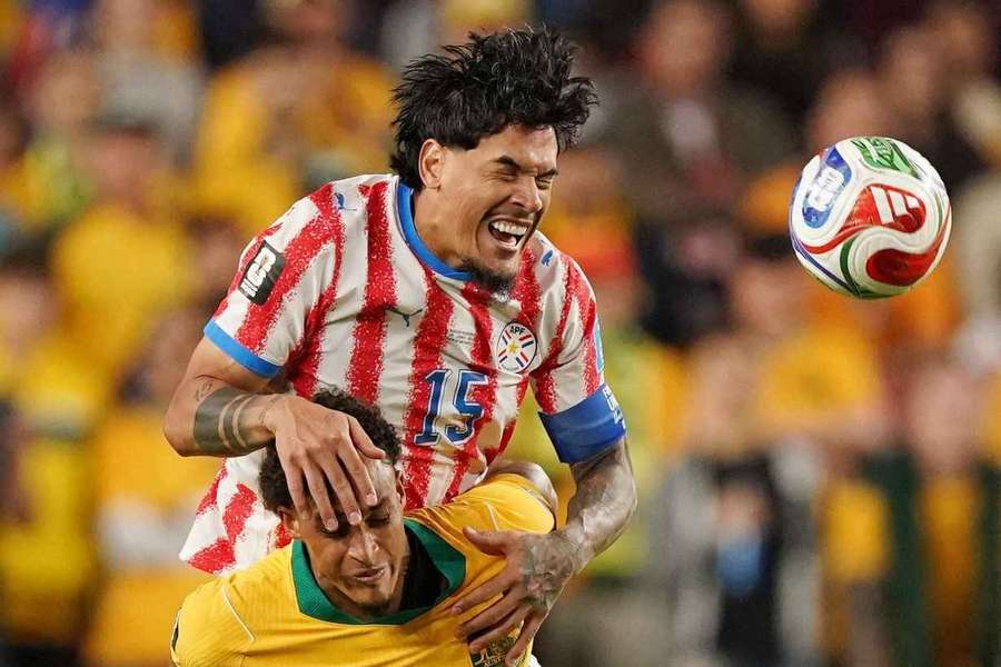 Kopfball von Gomez im Spiel gegen Australien