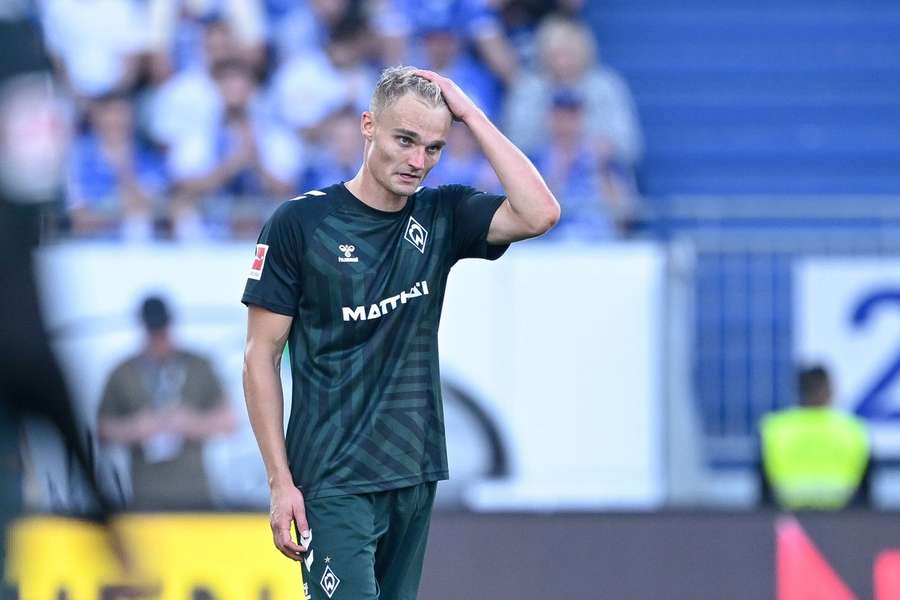 Amos Pieper kann in den kommenden Spielen nicht für Werder Bremen auf dem Platz stehen.