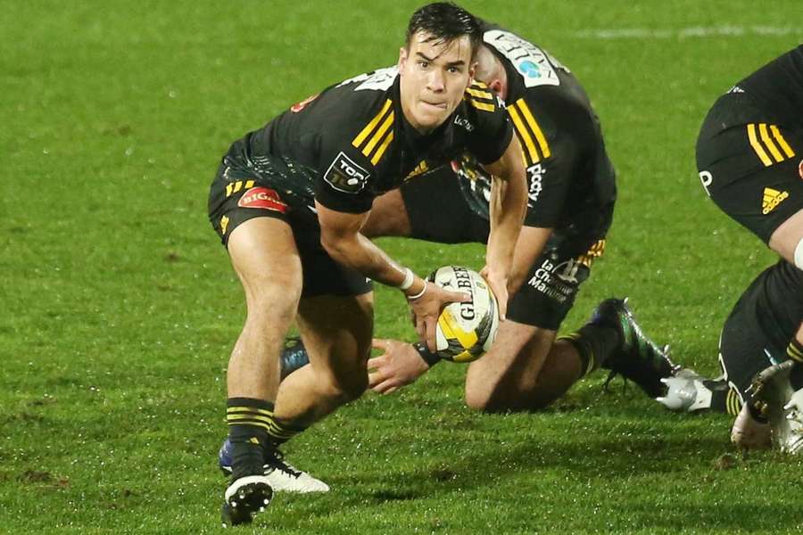 La Rochelle beat Ulster in the pouring rain