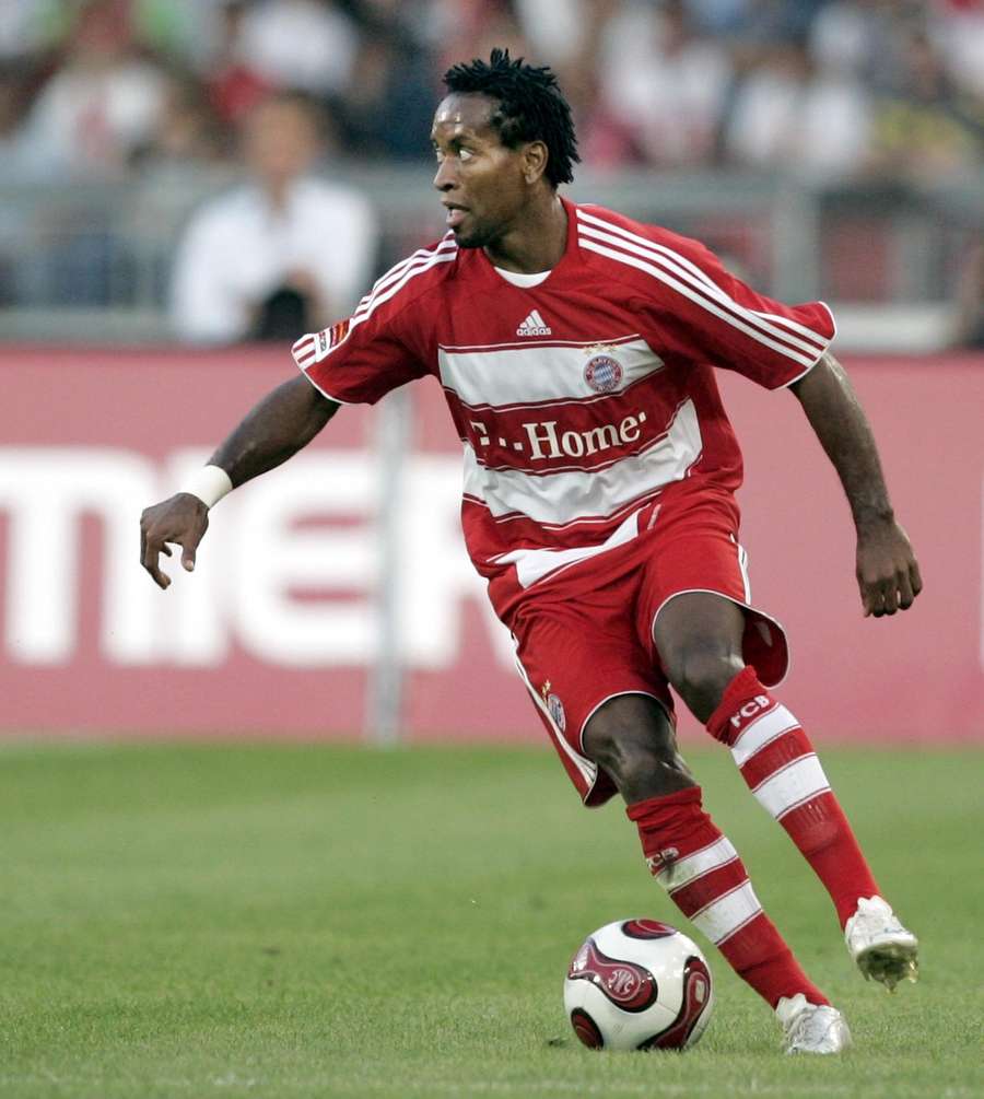 Ze Roberto during his second spell at Bayern Munich