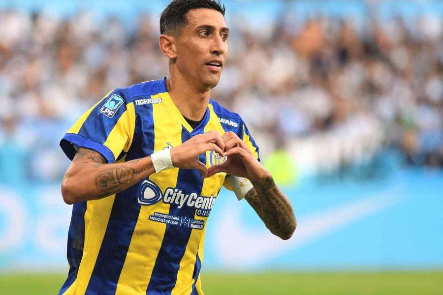 Herrera accuses Van Gaal of targeting Di Maria at Man Utd