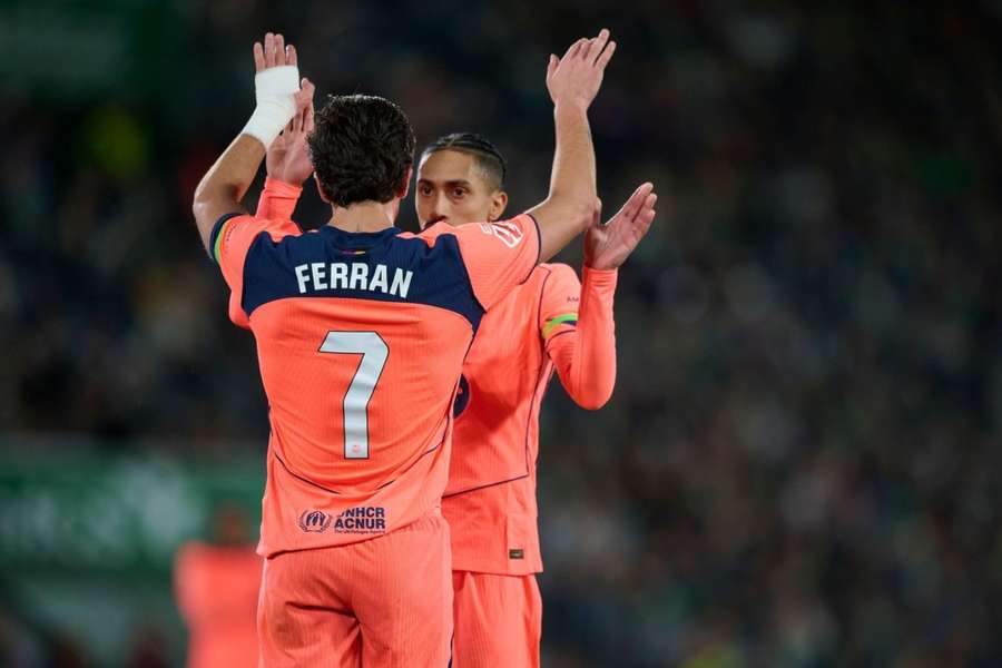 Barcelona venceu Elche fora de casa Barcelona venceu Elche fora de casa