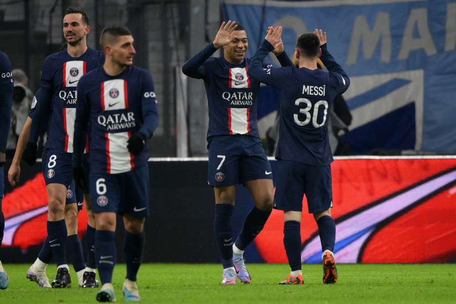 Lionel Messi og Kylian Mbappé i kampen mod Marseille.