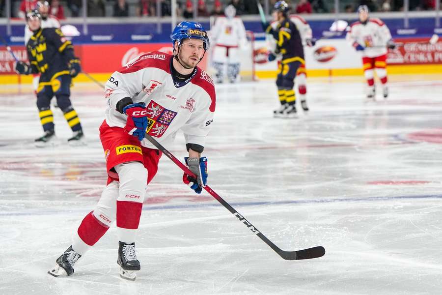 Chlapík je na dres národního mužstva zvyklý.