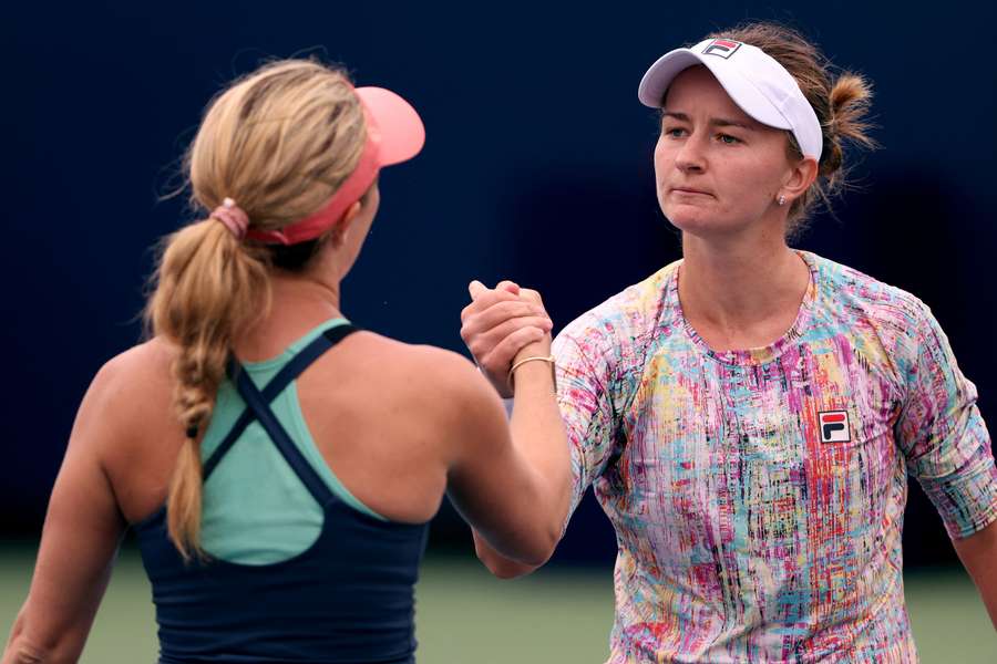 Tenis Flash: Krejcikova i Kenin w finale w San Diego, trwa Puchar Davisa