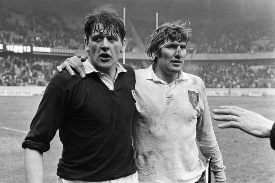 Scottish player Peter Brown (L) and French player Walter Spangehro during the 1973 Five Nations Tournament