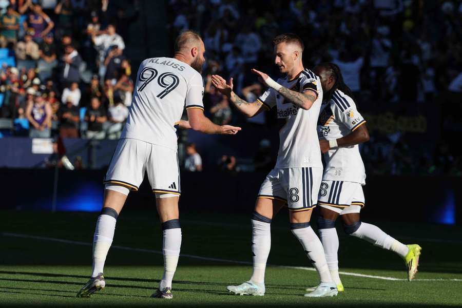 Reus v drese Galaxy.