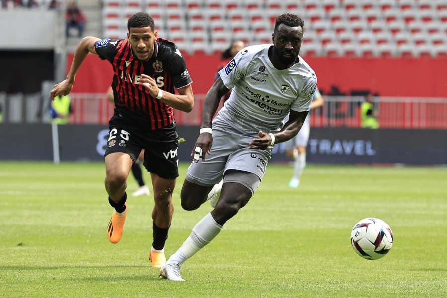 Multiplex Ligue 1 : Clermont arrache la victoire, Toulouse s'impose, Nantes sauve un point