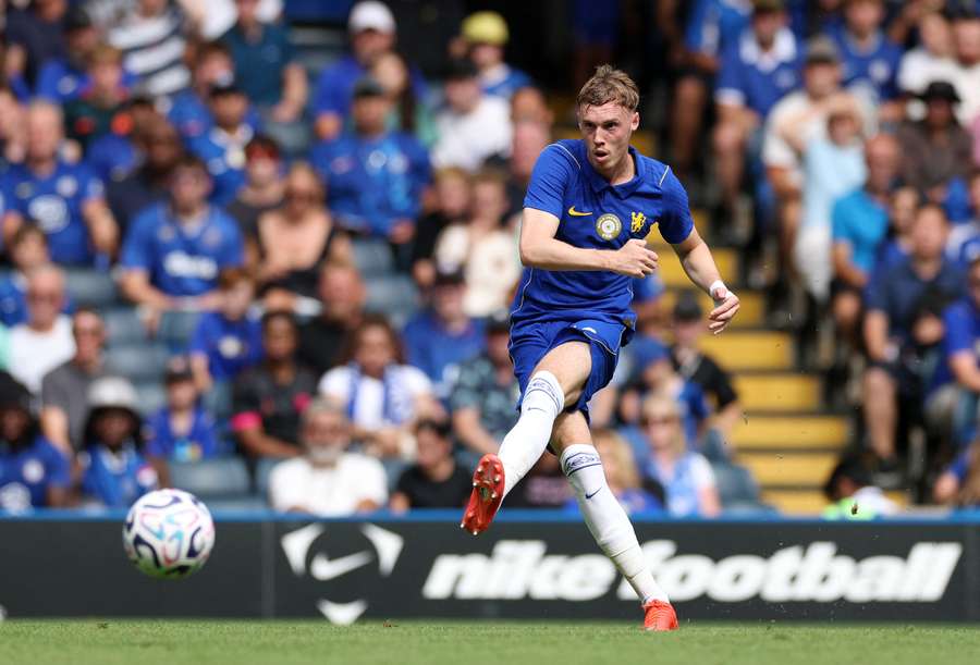 Cole Palmer durante o particular de pré-época entre o Chelsea e a Real Sociedad, em Stamford Bridge. Cole Palmer durante o particular de pré-época entre o Chelsea e a Real Sociedad, em Stamford Bridge.