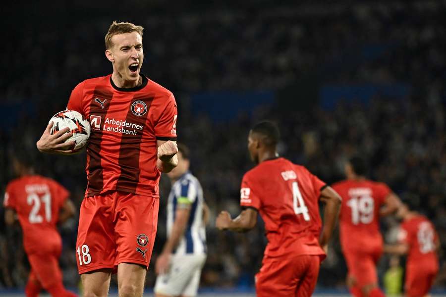 Gol i asysta Buksy w San Sebastian, ale Midjtylland wyeliminowane z hukiem