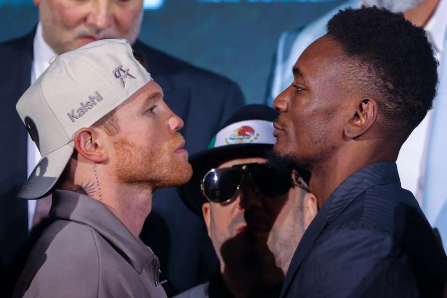 Mbilli veut "choquer le monde" face à Canelo Alvarez Mbilli veut "choquer le monde" face à Canelo Alvarez