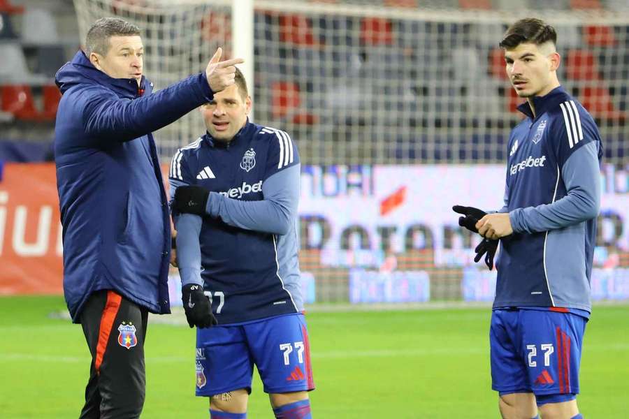 Steaua este favorită la calificarea în play-off