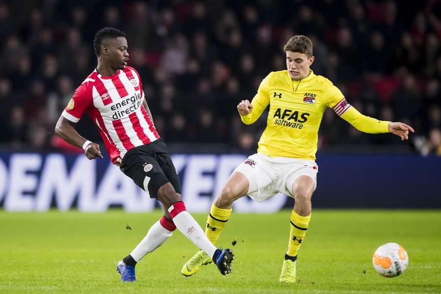 Isimat-Mirin in actie voor PSV in de wedstrijd tegen AZ van 22 december 2018