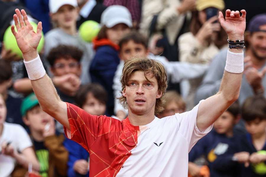 Rublev continua à procura do primeiro título de Grand Slam