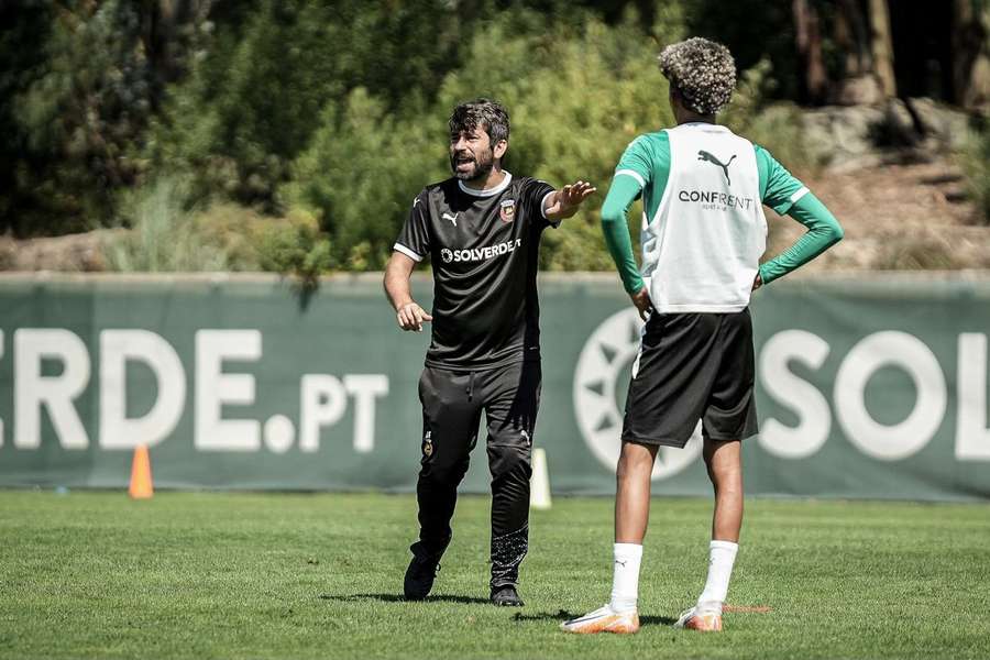 Luís Freire no treino do Rio Ave