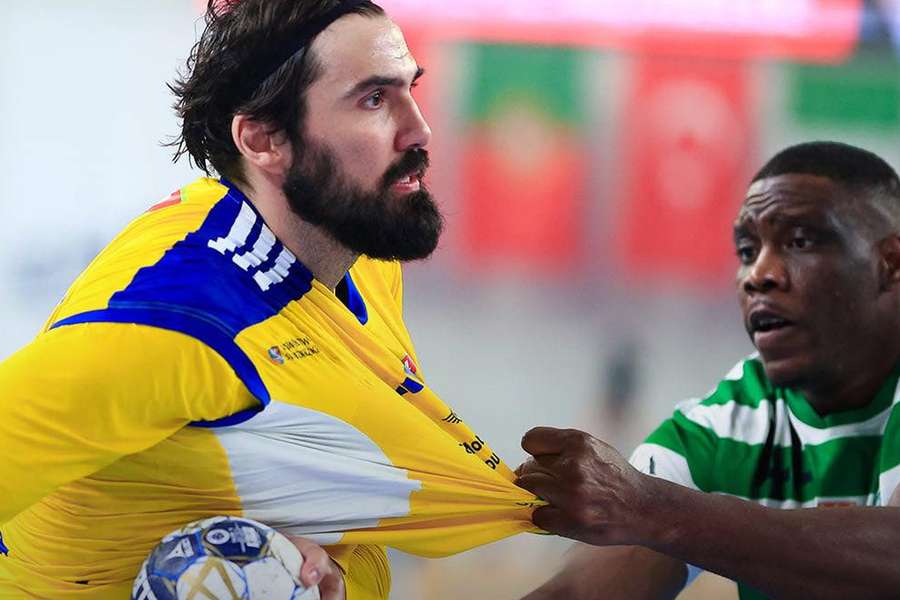 Sporting teve dificuldades na Polónia