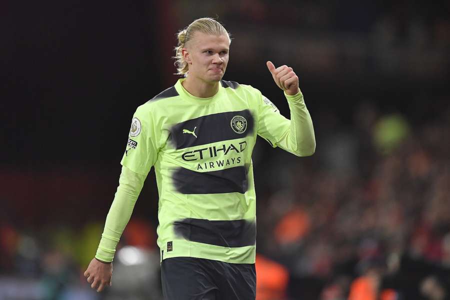 Manchester City haalt in Premier League flink uit bij Bournemouth