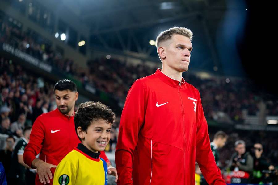 Abwehrchef Ginter wird den SC auch am Wochenende im Spitzenspiel gegen Leverkusen aufs Feld führen Abwehrchef Ginter wird den SC auch am Wochenende im Spitzenspiel gegen Leverkusen aufs Feld führen