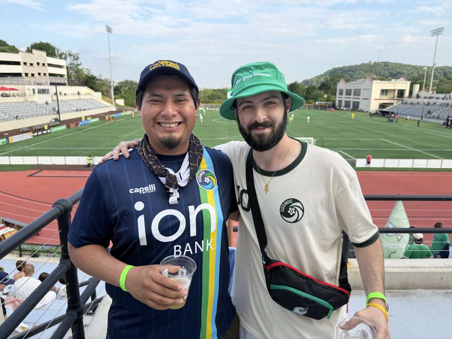 Torcida do Cosmos garante a festa em Paterson, Nova Jersey