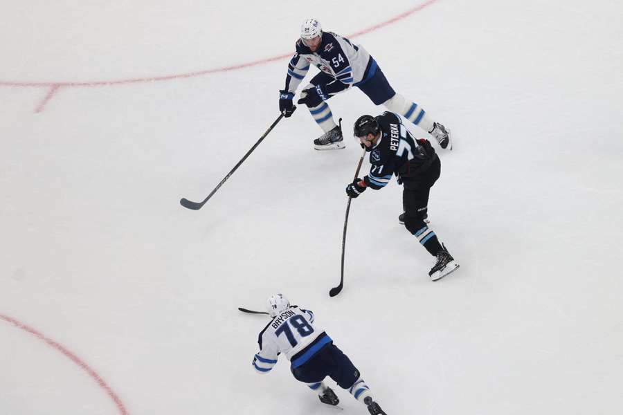 Peterka gegen die Winnipeg Jets