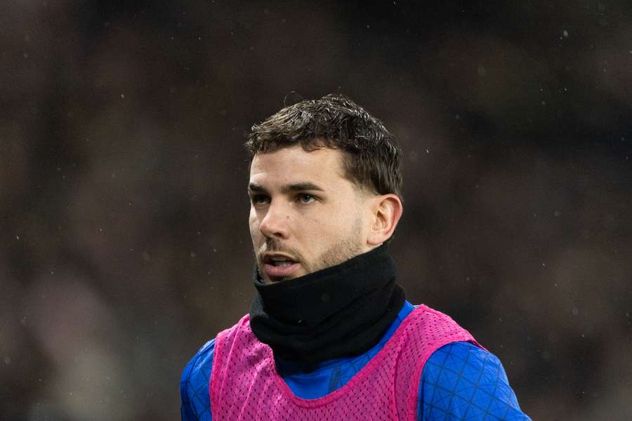 Lucas Hernandez à l'entraînement avec le PSG.