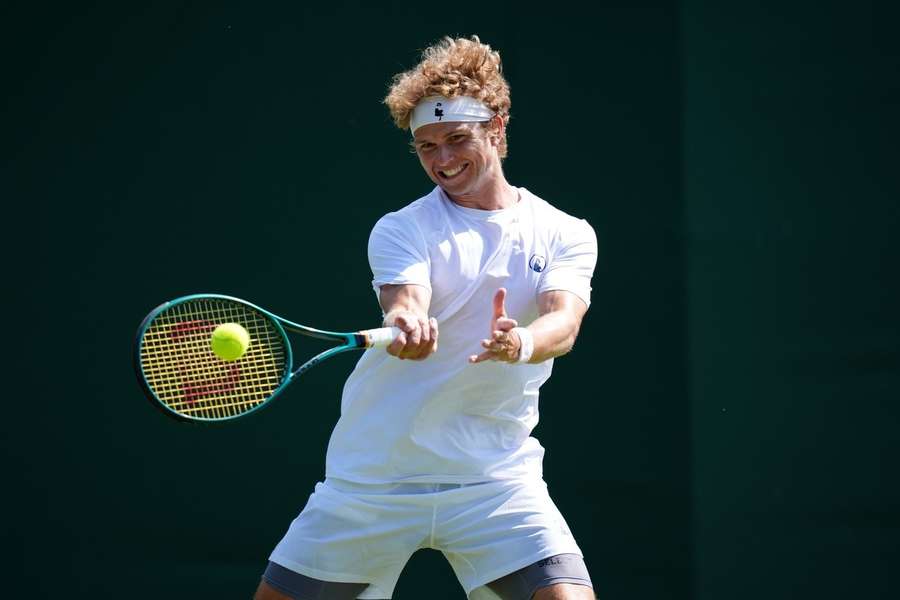 Holmgren in action during his Wimbledon-debut