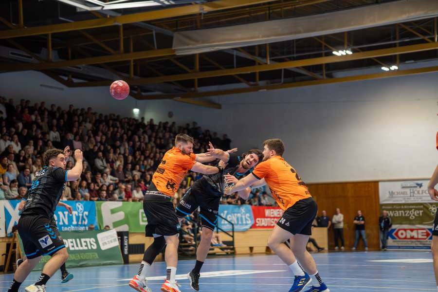 HLA Meisterliga: Fivers & Bärnbach/Köflach komplettieren Viertelfinale