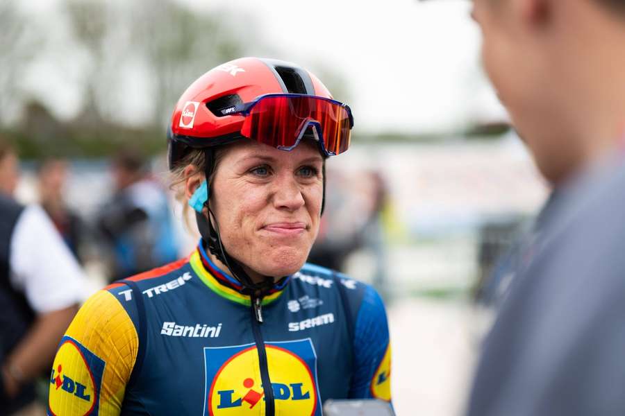 Ellen van Dijk tijdens Parijs-Roubaix