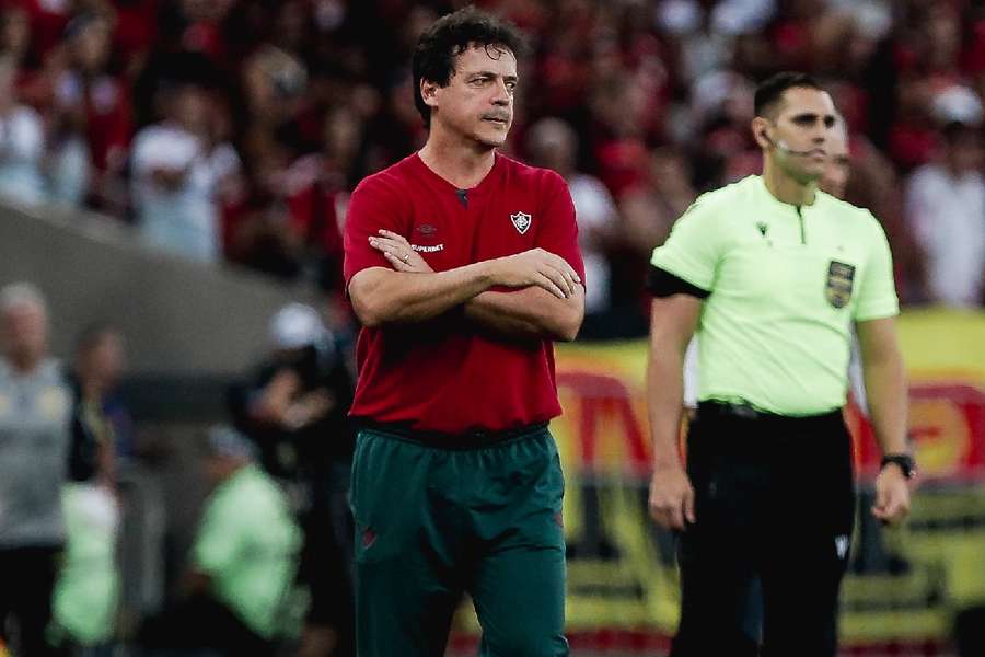 Fernando Diniz não é mais técnico do Fluminense