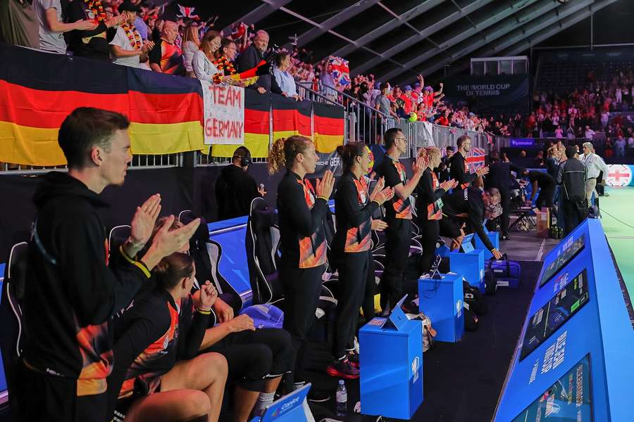Team Deutschland will beim Billie Jean King Cup in Den Haag in die Endrunde einziehen.