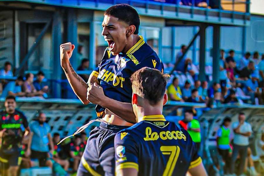 Superliga #5 | Petrolul se impune pe terenul lui FC Voluntari și o egalează liderul Superligii, FC Argeș Superliga #5 | Petrolul se impune pe terenul lui FC Voluntari și o egalează liderul Superligii, FC Argeș