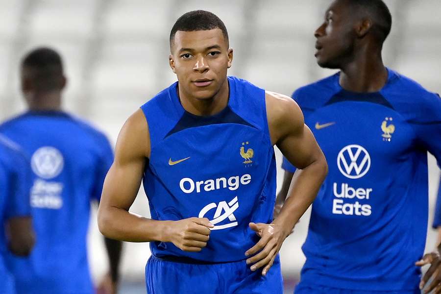 Mbappe stoi za dominacją Francji w ofensywie. Czy przełamie obronę Danii?