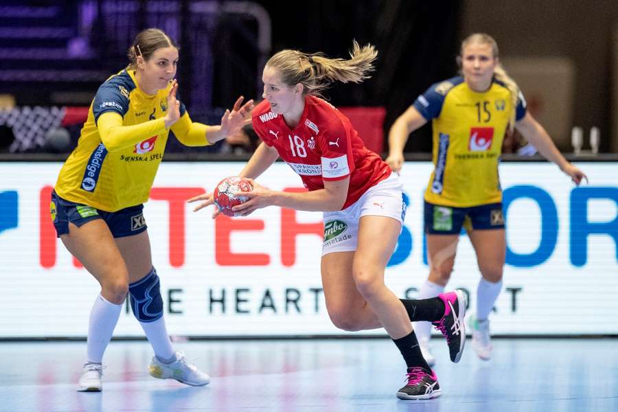 Mette Tranborg in action against Sweden
