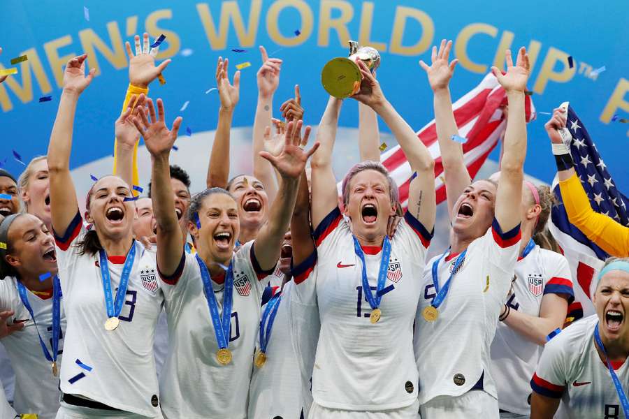 USA celebrate winning the 2019 Women's World Cup