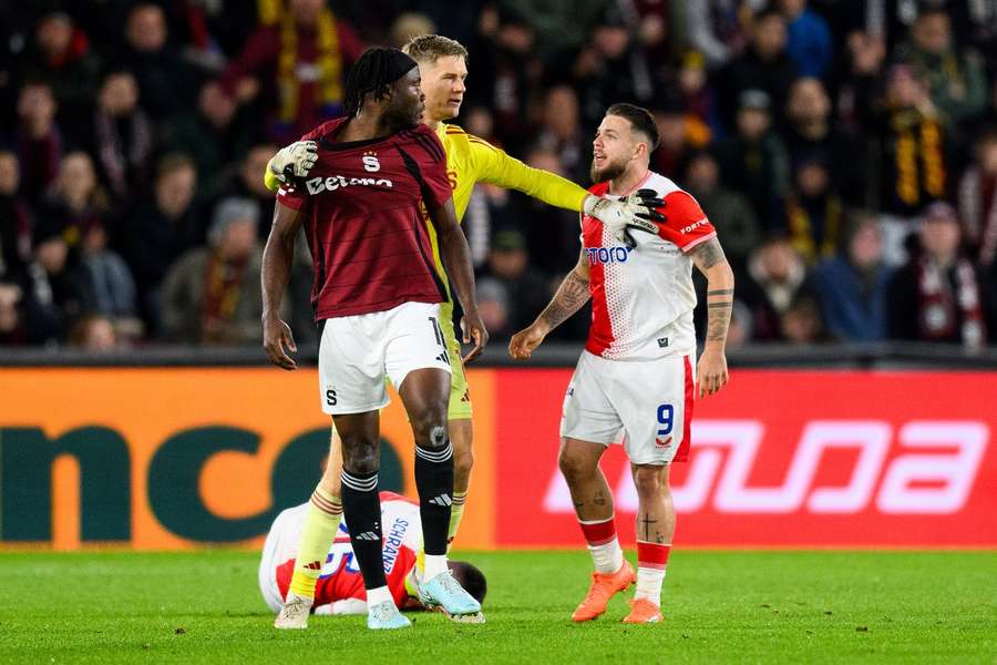 Sparta soupeří se Slavií nejen na hřišti. Sparta soupeří se Slavií nejen na hřišti.