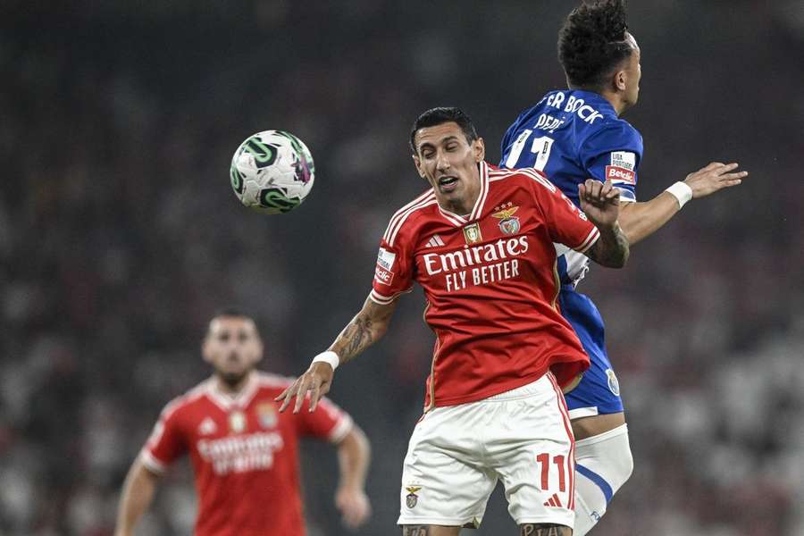 Benfica venceu o primeiro clássico da Liga, diante do FC Porto