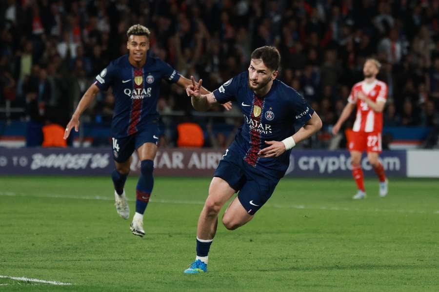 Khvicha Kvaratskhelia et Paris s'en sont sortis.