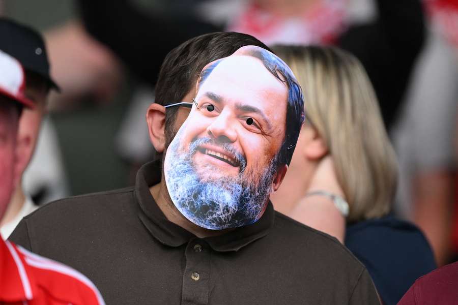 Adepto com a máscara de Marinakis